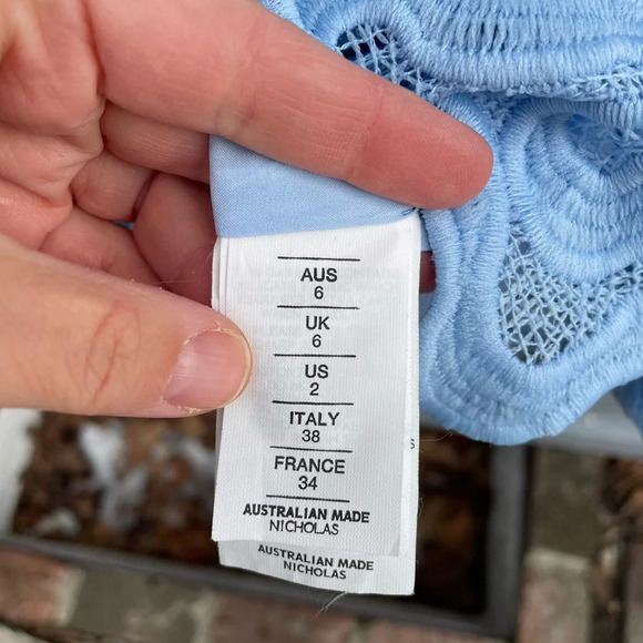 NICHOLAS Lace  Overlay Crochet Strappy Sheath Dress, size 2 - Picture 7 of 11